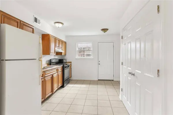 5569 JORDAN DR, Marrero, LA 70072