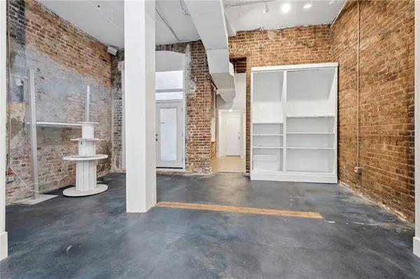 3308 MAGAZINE ST, New Orleans, LA 70115