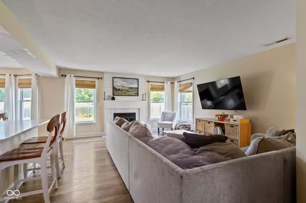 5866 Mill Oak DR, Noblesville, IN 46062