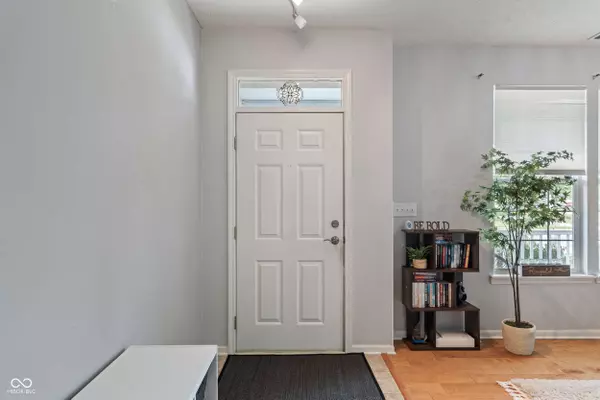 1967 Star Fire DR, Indianapolis, IN 46229