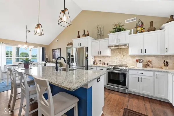 34 Colony CT, Greenfield, IN 46140