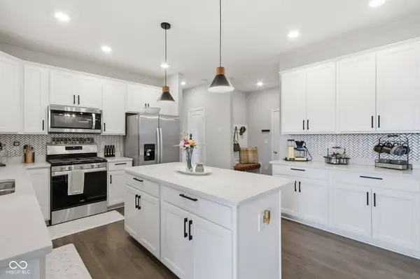 232 Waterford LN, Pendleton, IN 46064