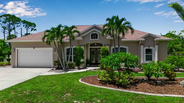 5988 Viola Rd, Venice, FL 34293-6740