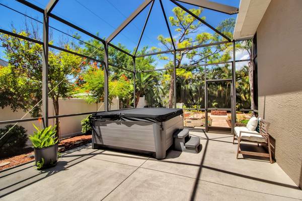 5988 Viola Rd, Venice, FL 34293-6740