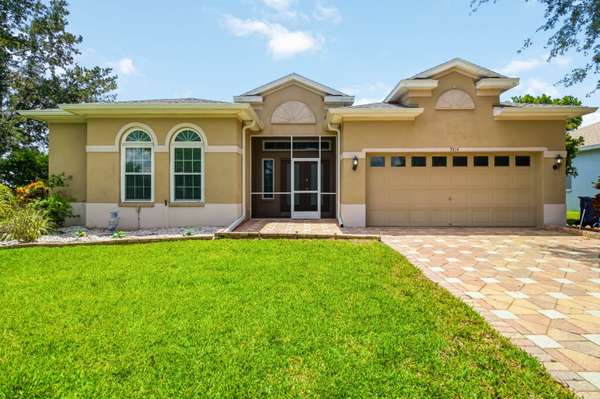 5104 52nd Ave W, Bradenton, FL 34210-4710