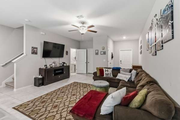 9622 Pembrooke Pines Dr, Sun City Center, FL 33573-0237