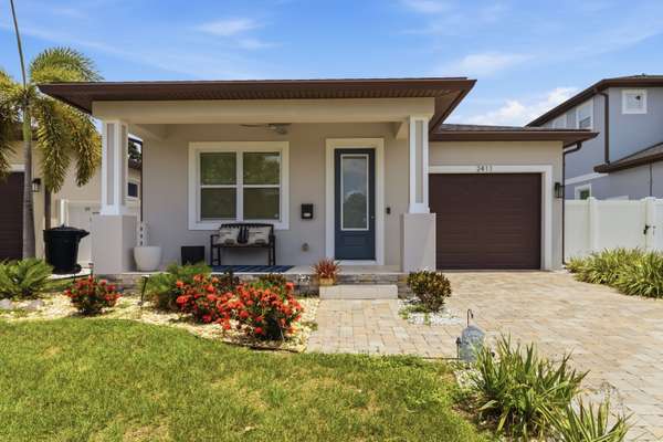 2411 17th Ave N, St Petersburg, FL 33713-4903