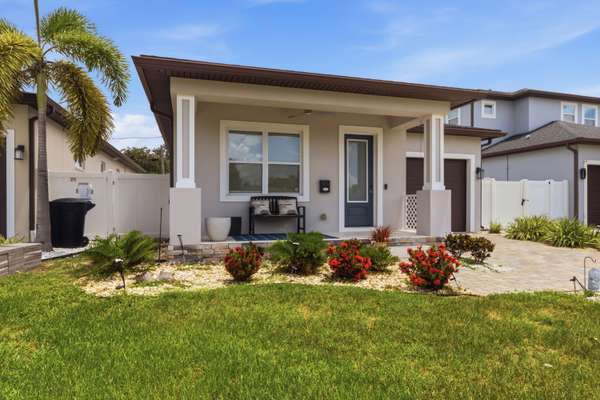 2411 17th Ave N, St Petersburg, FL 33713-4903