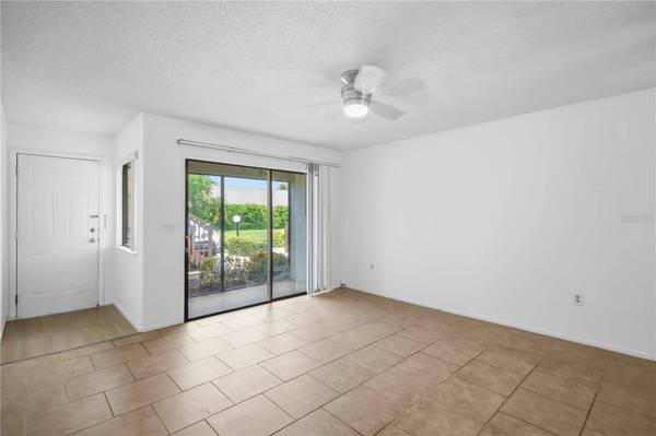 Bradenton, FL 34209