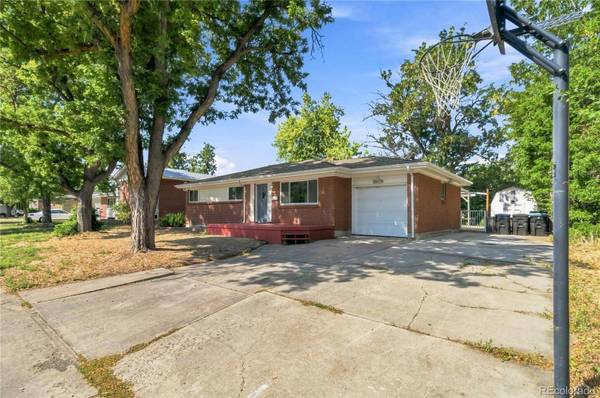 6085 Parfet ST, Arvada, CO 80004