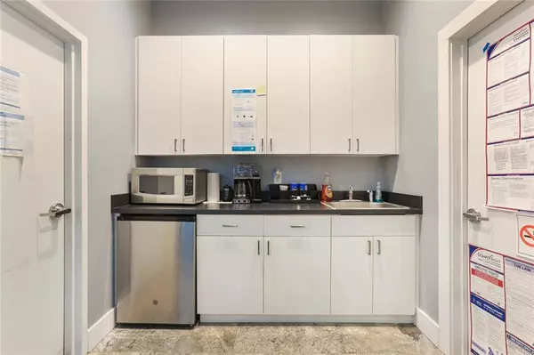 5130 TCHOUPITOULAS ST, New Orleans, LA 70115