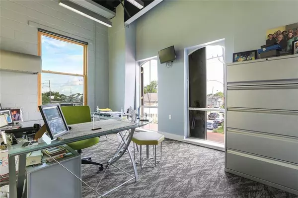 5130 TCHOUPITOULAS ST, New Orleans, LA 70115