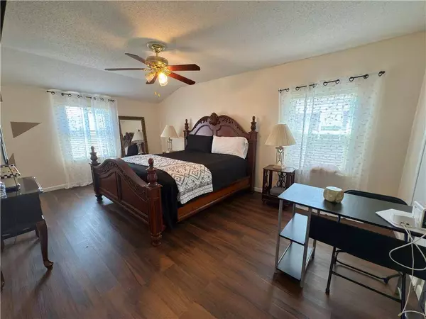 316 BIENVILLE DR, Gretna, LA 70056