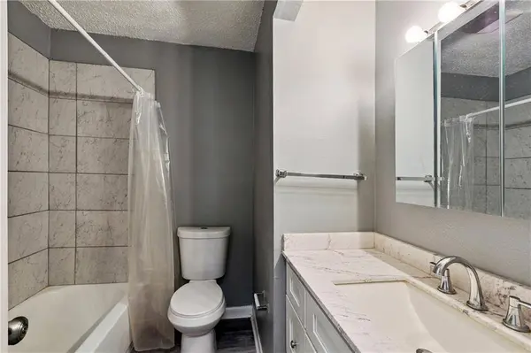 241 HELEN ST #4D, Terrytown, LA 70056