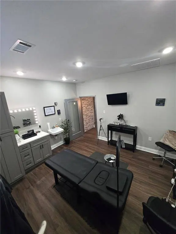 7915 DOWNMAN RD, New Orleans, LA 70126