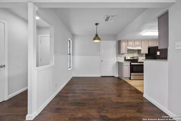 310 DIANA DR, Converse, TX 78109-1104