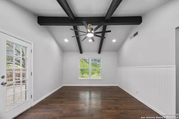 310 DIANA DR, Converse, TX 78109-1104