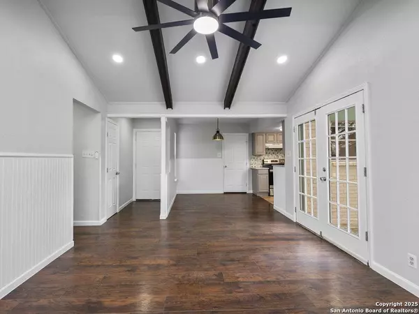 310 DIANA DR, Converse, TX 78109-1104