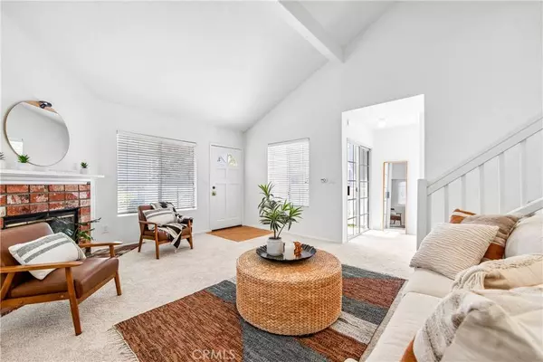 18051 Wakefield Ln #106, Huntington Beach, CA 92648