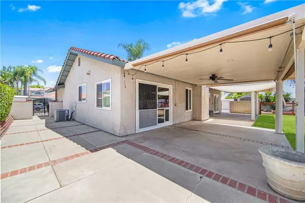 8761 Sandhill DR, Riverside, CA 92508