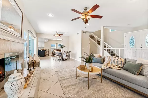 18202 Foss LN, Huntington Beach, CA 92648