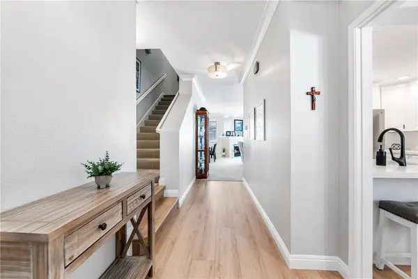 7371 Seabluff DR #108, Huntington Beach, CA 92648