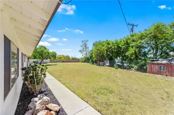 4741 School ST, Yorba Linda, CA 92886