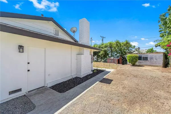 4741 School ST, Yorba Linda, CA 92886