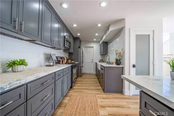 18859 Milos CIR, Huntington Beach, CA 92648