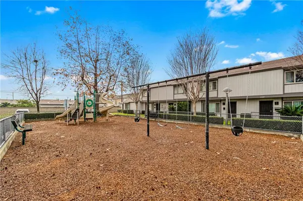 8818 Brookdale DR, Garden Grove, CA 92844