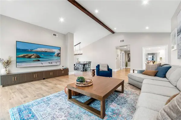 5522 Mossvale CIR, Huntington Beach, CA 92649