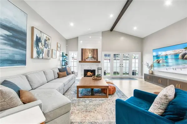 5522 Mossvale CIR, Huntington Beach, CA 92649