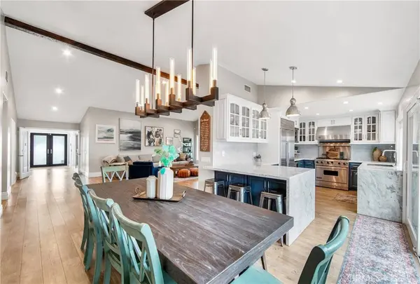 5522 Mossvale CIR, Huntington Beach, CA 92649