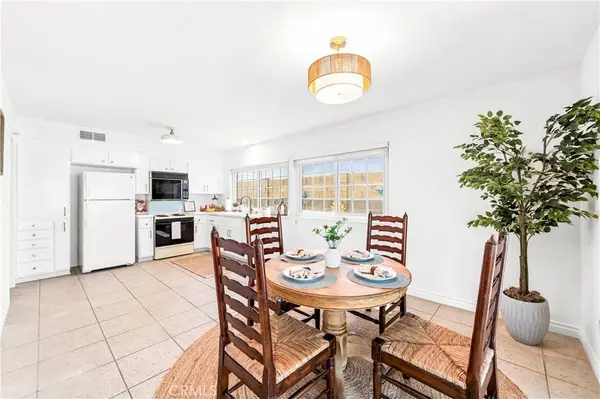 17091 Friml LN, Huntington Beach, CA 92649