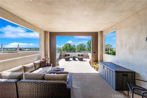 621 Frankfort AVE, Huntington Beach, CA 92648
