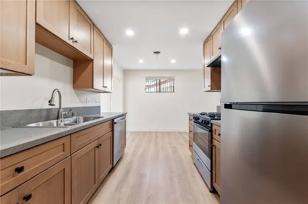 6431 Brown CIR, Huntington Beach, CA 92647