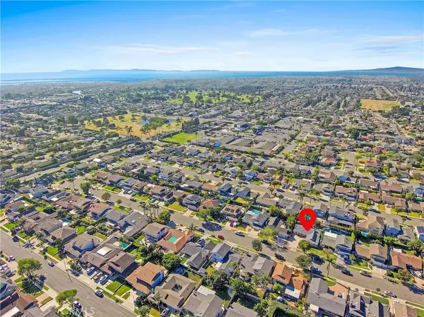 16311 Woodstock, Huntington Beach, CA 92647