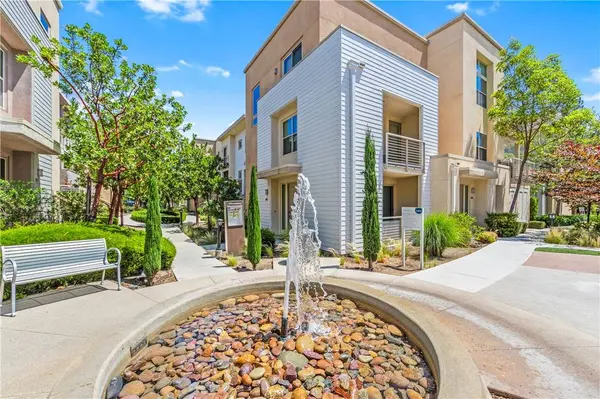 664 Colorado CIR, Carson, CA 90745