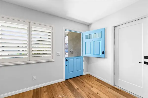 17327 Apel LN, Huntington Beach, CA 92649