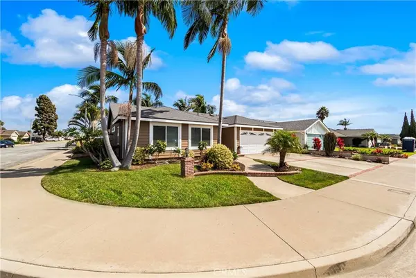 17042 Friml LN, Huntington Beach, CA 92649