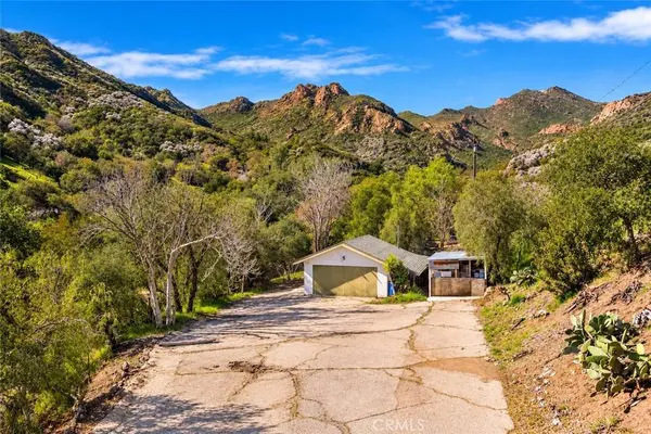 864 W Carlisle RD, Westlake Village, CA 91361