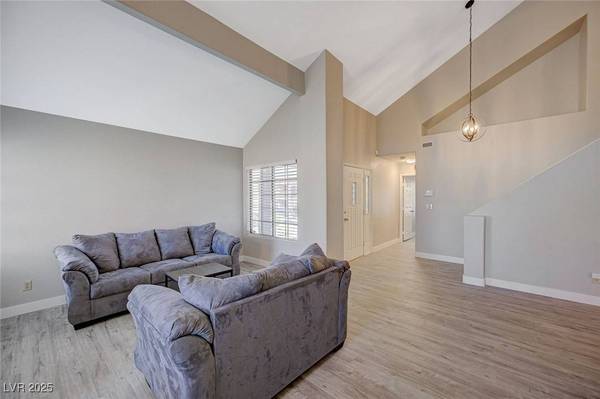 371 Sanctuary Court, Henderson, NV 89014