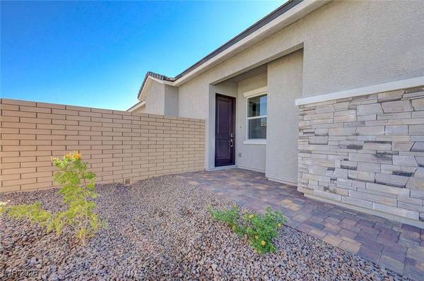 862 Lofton Meadows ST, Henderson, NV 89011