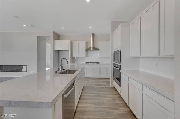 862 Lofton Meadows ST, Henderson, NV 89011