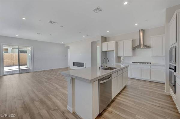 862 Lofton Meadows ST, Henderson, NV 89011