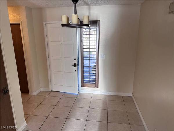 1875 Canterbury DR, Las Vegas, NV 89119