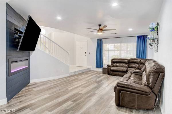 562 Pale Pueblo CT, Las Vegas, NV 89183