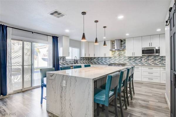 562 Pale Pueblo CT, Las Vegas, NV 89183