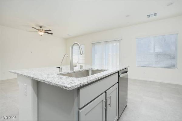 437 Blue Lark DR, Henderson, NV 89011