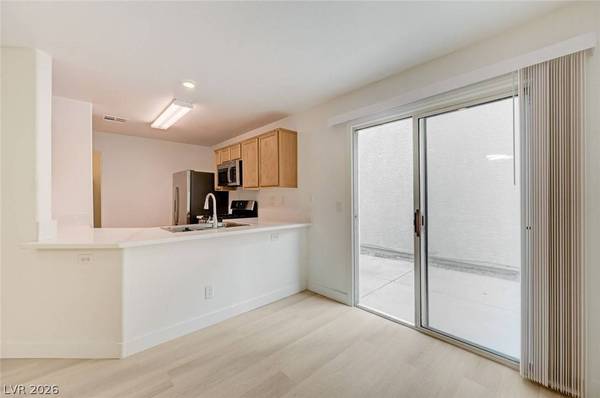 10059 Crisp Clover ST, Las Vegas, NV 89183